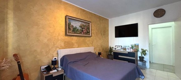 2 Schlafzimmer Wohnung in Malnate, Italy, Nr. 268550 13