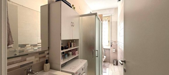 2 Schlafzimmer Wohnung in Malnate, Italy, Nr. 268550 19