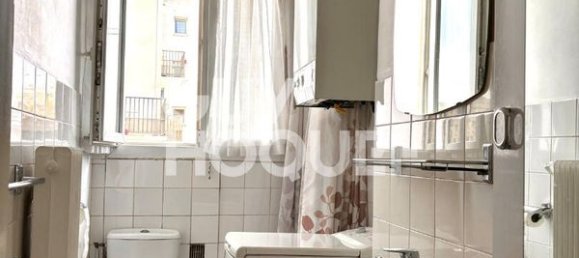 2 bedrooms Apartment in Seine-Saint-Denis, France No. 130307 7