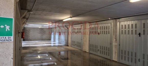 Garage in Milan, Italy 16m², Nr. 337647 3