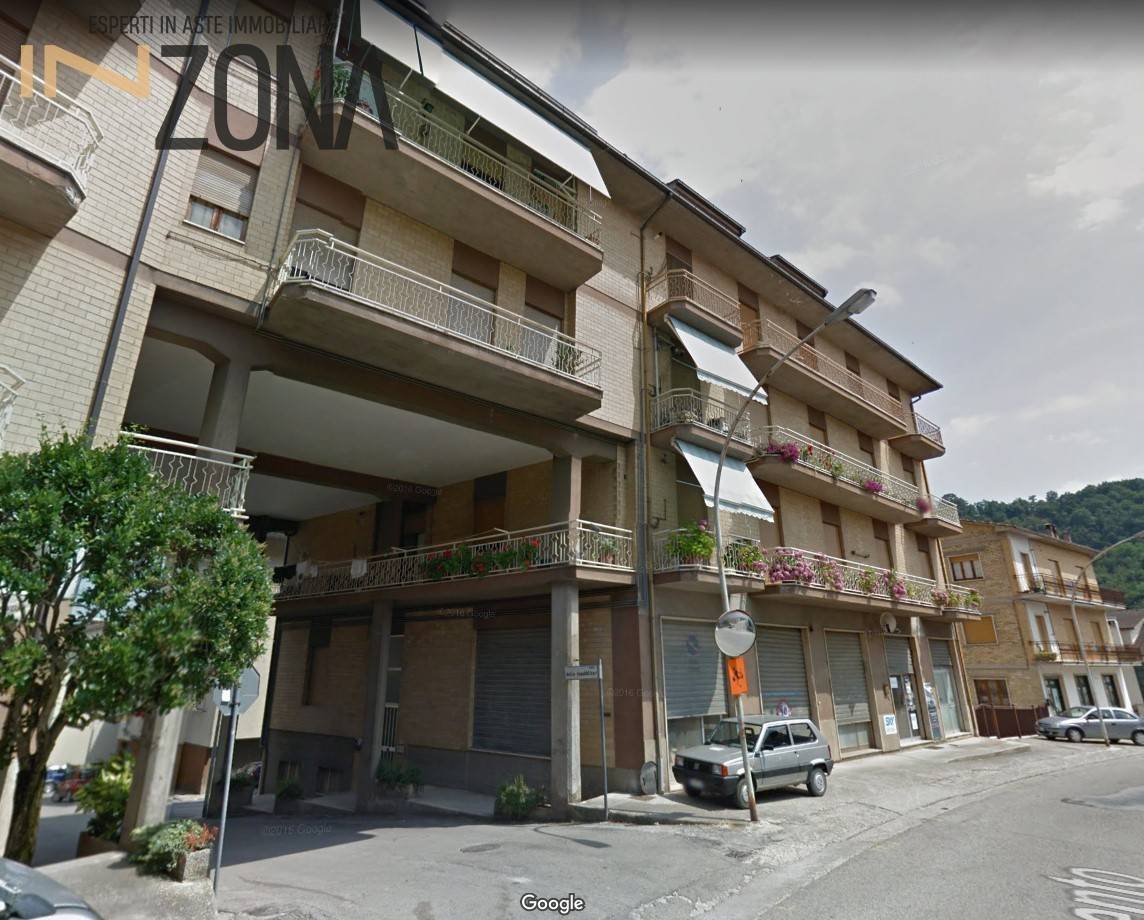 3 bedrooms Apartment in Comunanza, Italy No. 230044