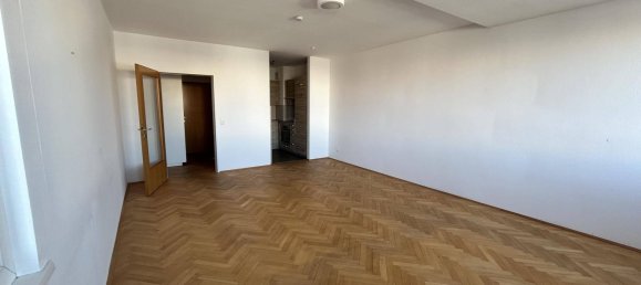 Квартира с 2 комнатами в Кремс ан дер Донау, Австрия № 184004 2