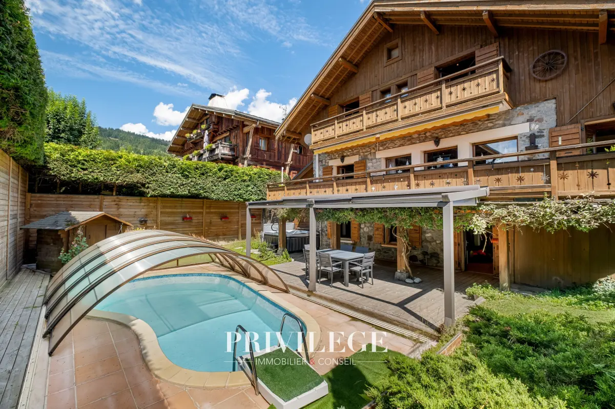 673m² Land in Megeve, France No. 344481