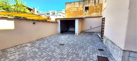Apartamento de 2 dormitorios en Nettuno, Italy No. 371507 3