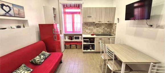 Apartamento de 2 dormitorios en Nettuno, Italy No. 371507 7