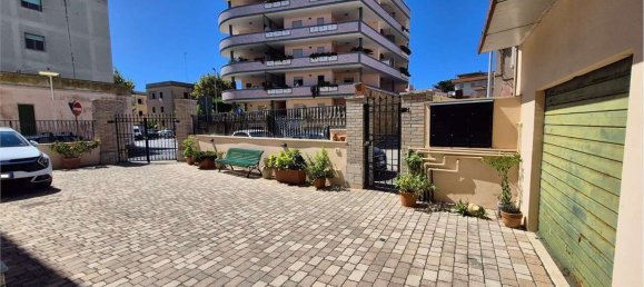 Apartamento de 2 dormitorios en Nettuno, Italy No. 371507 2