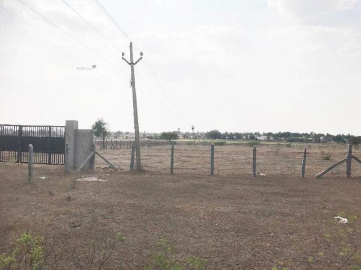  Land in Hyderabad, India No. 34534