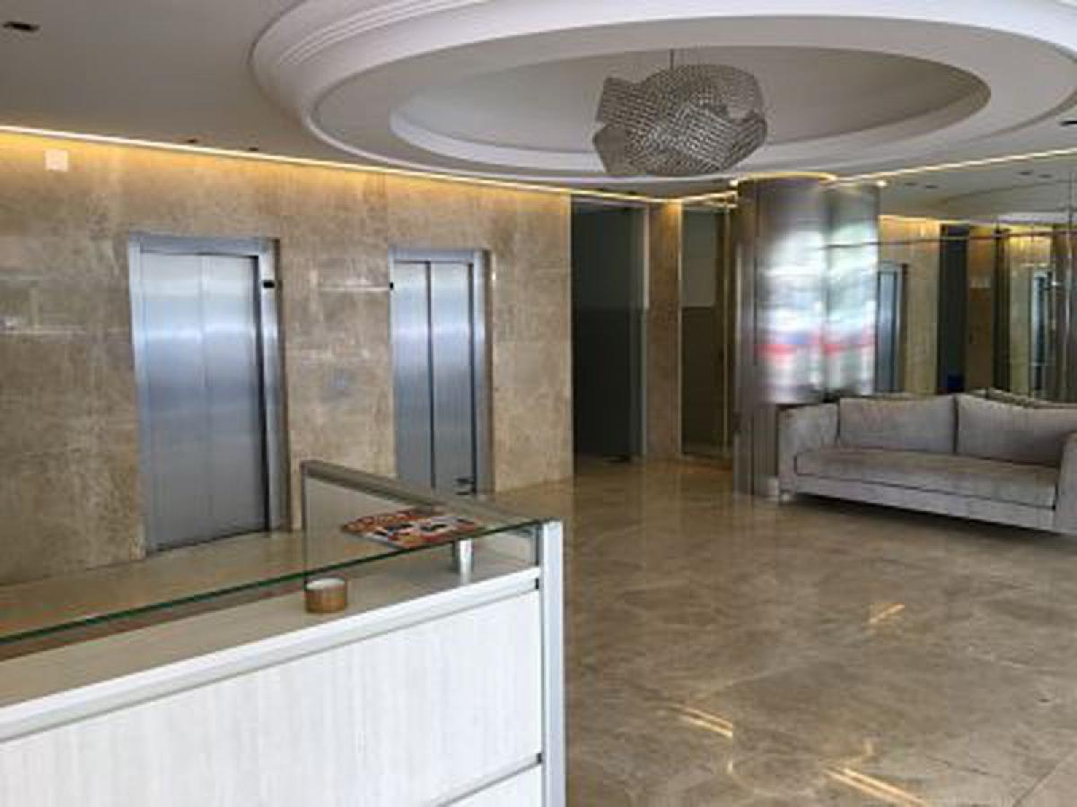 Apartamento T3 em Buenos Aires, Argentina N.º 80688