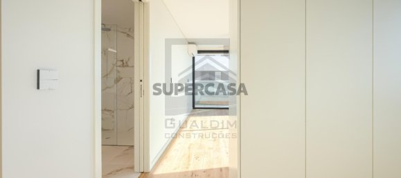 Квартира с 3 спальнями в Авейру, Португалия № 152488 23