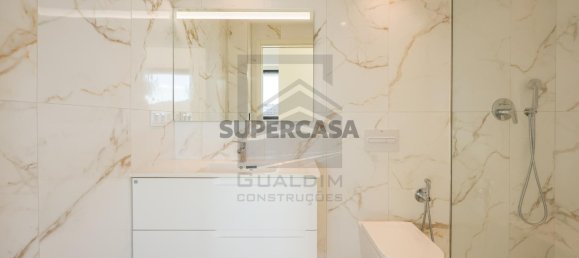 Квартира с 3 спальнями в Авейру, Португалия № 152488 44