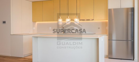 Квартира с 3 спальнями в Авейру, Португалия № 152488 32