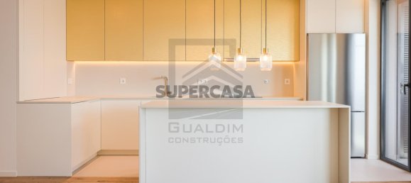 Квартира с 3 спальнями в Авейру, Португалия № 152488 34