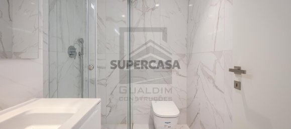 Квартира с 3 спальнями в Авейру, Португалия № 152488 45