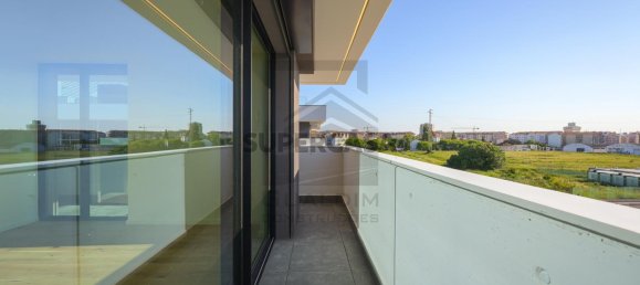 Квартира с 3 спальнями в Авейру, Португалия № 152488 42