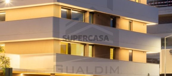 Квартира с 3 спальнями в Авейру, Португалия № 152488 13