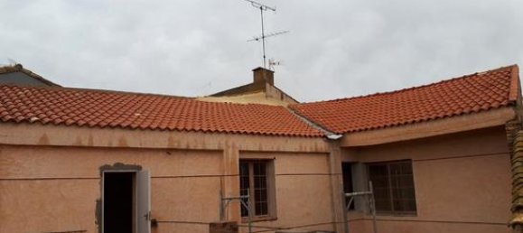 5 bedrooms House in Zaragoza, Spain No. 184979 4