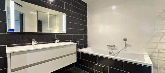 2 bedrooms Apartment in Luc-la-Primaube, France No. 295549 10