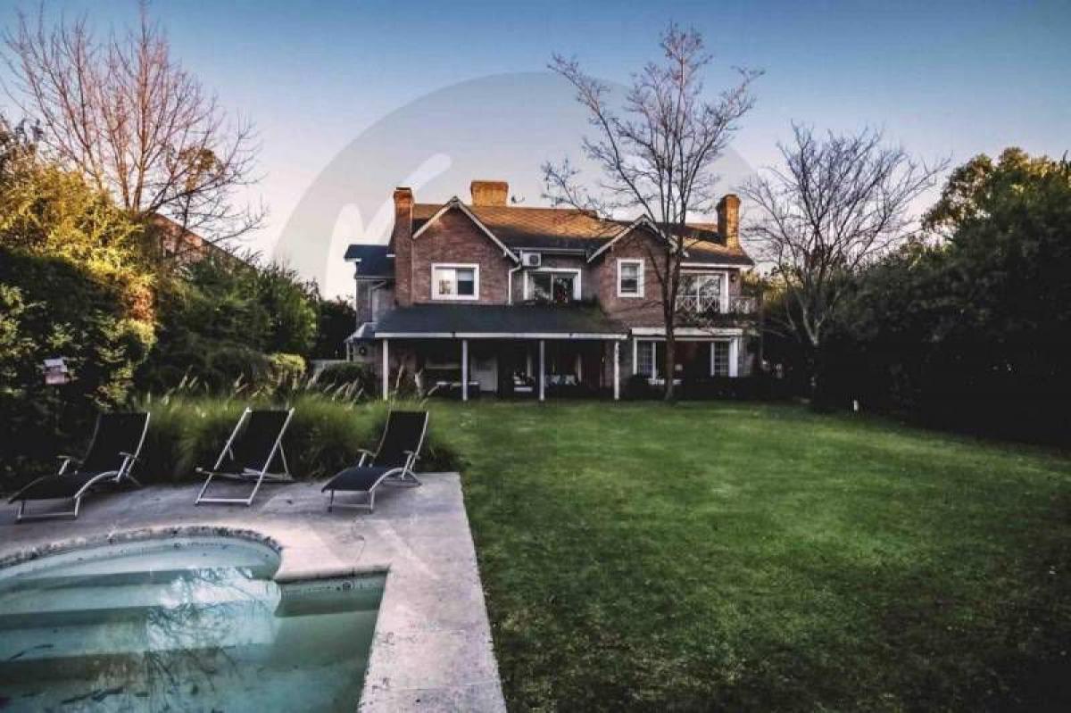 4 bedrooms House in Pilar, Argentina No. 98996