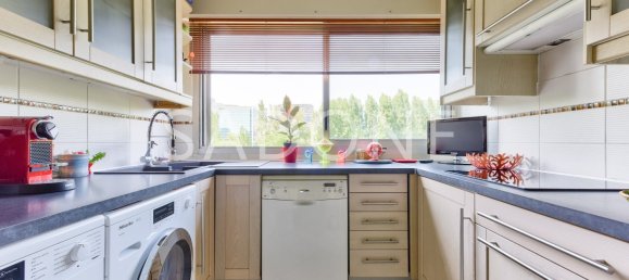 3 bedrooms Apartment in Neuilly-sur-Seine, France No. 348868 4