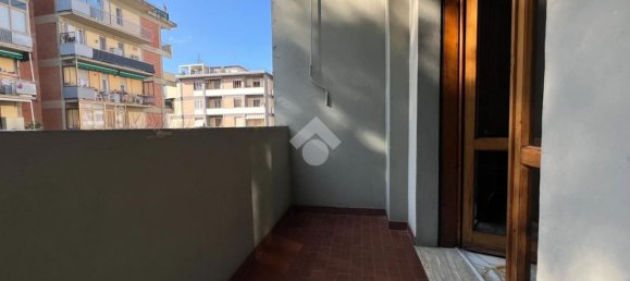 5غرفة شقة في Florence, Italy رقم 44991 45