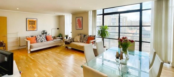 3 غرف نوم مكتب في Brentford, United Kingdom رقم 12345 2