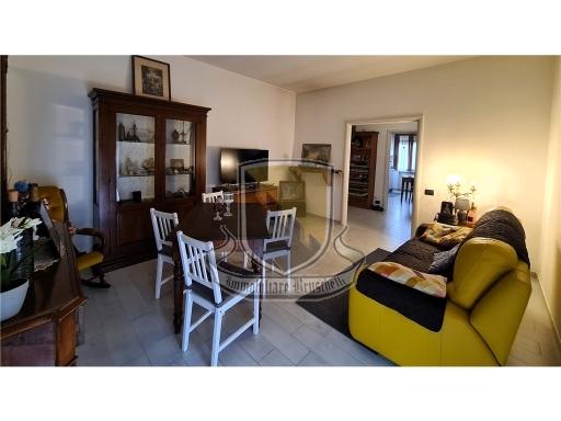 5 rooms Apartment in Sovicille, Italy No. 31982