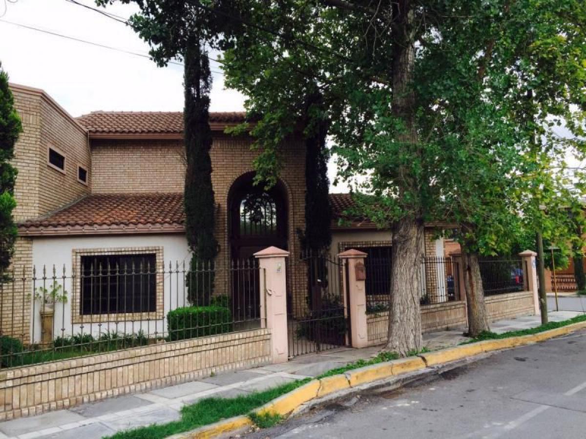 3 bedrooms House in Playa Vicente, Mexico No. 186775