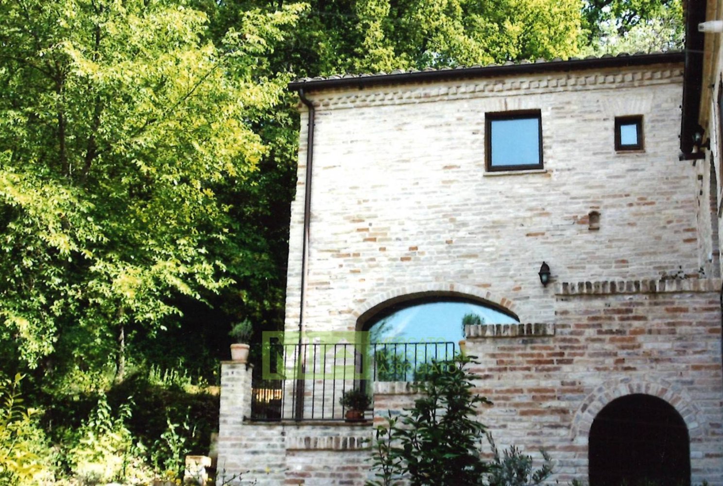 Квартира с 2 спальнями в Фермо, Италия № 9736