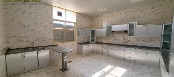 8 bedrooms Villa in Seih Al Ghubb, UAE No. 34912 4