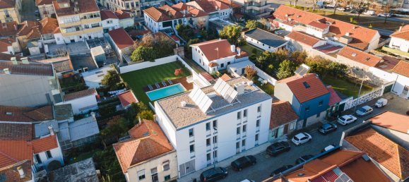 33 bedrooms Building in Porto, Portugal No. 141039 2