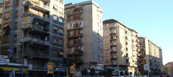 4 rooms Commercial property in Rome, Italy No. 65311 17