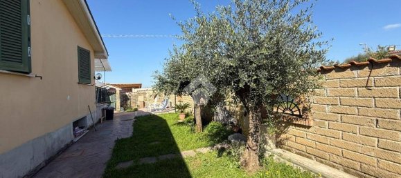 4 bedrooms Villa in Nettuno, Italy No. 193461 3