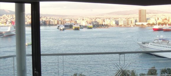  em Piraeus, Greece N.º 7727 2