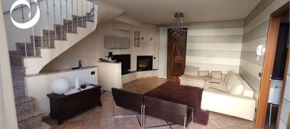 4 rooms House in Brembate di Sopra, Italy No. 5944 11