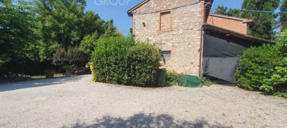 2 bedrooms House in Castiglione del Lago, Italy No. 159970 38