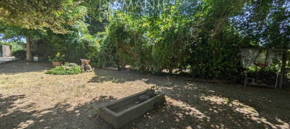 2 bedrooms House in Castiglione del Lago, Italy No. 159970 12