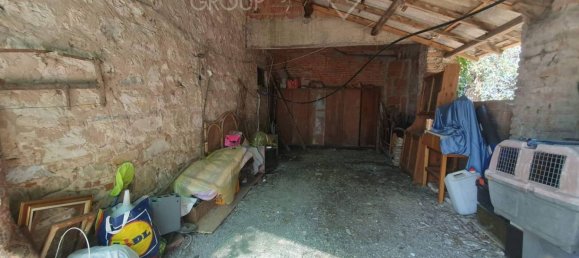 2 bedrooms House in Castiglione del Lago, Italy No. 159970 2