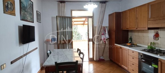 8 rooms House in Montopoli in Val d'Arno, Italy No. 236667 15
