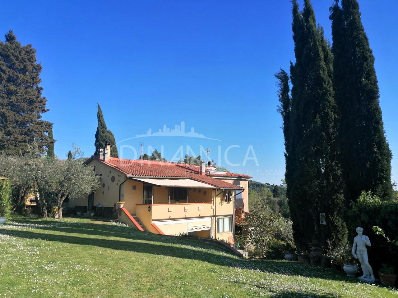 8 rooms House in Montopoli in Val d'Arno, Italy No. 236667