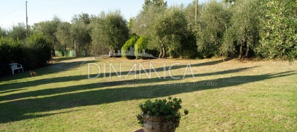 8 rooms House in Montopoli in Val d'Arno, Italy No. 236667 6