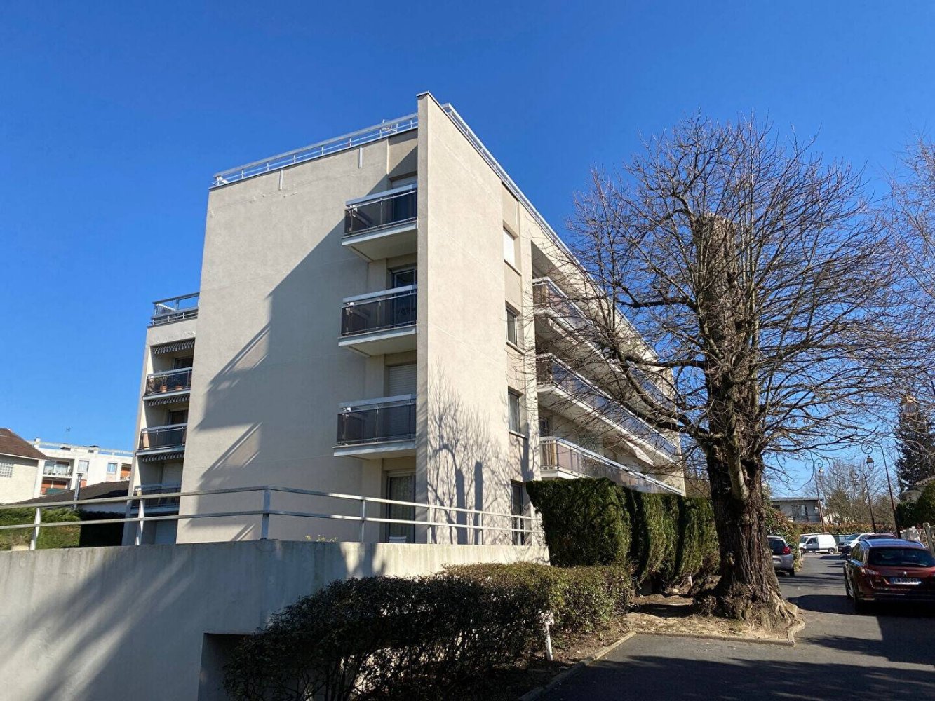 1 غرف نوم شقة في Montmorency, France رقم 114850