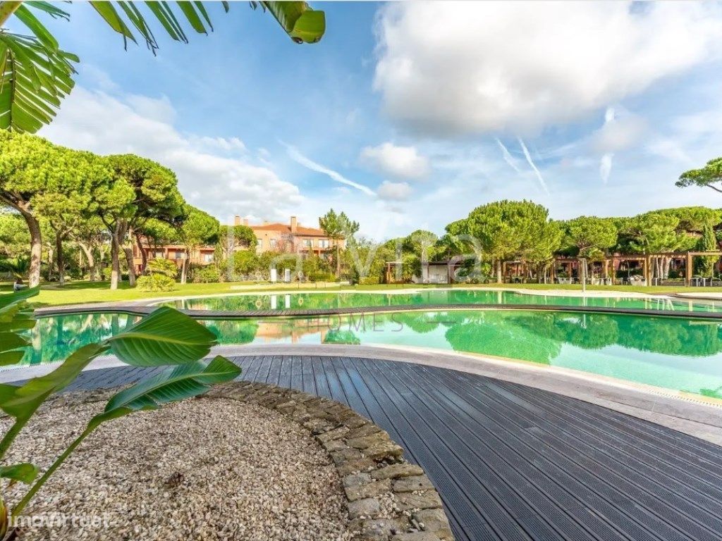 3 bedrooms Apartment in Cascais, Portugal No. 75294