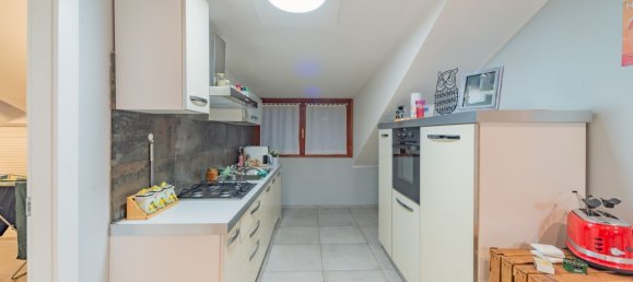 2-salle Appartement à Caraglio, Italy No. 24848 6