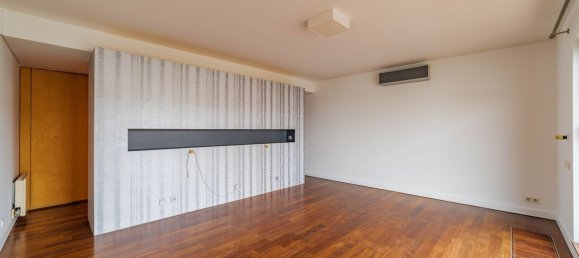 4 bedrooms Duplex in Cascais, Portugal No. 96379 23