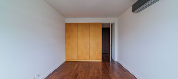 4 bedrooms Duplex in Cascais, Portugal No. 96379 17