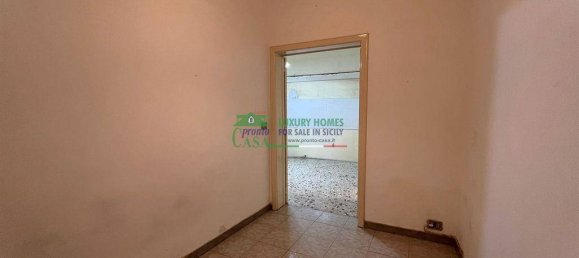 2 bedrooms House in Modica, Italy No. 45970 11