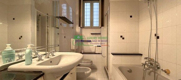 2 bedrooms House in Modica, Italy No. 45970 13