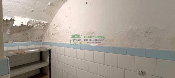 2 bedrooms House in Modica, Italy No. 45970 16