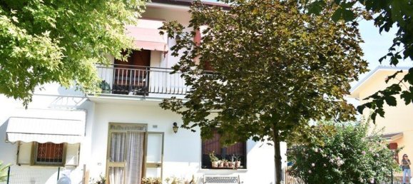 Casa de 5 habitaciónes en Cento, Italy No. 119455 17