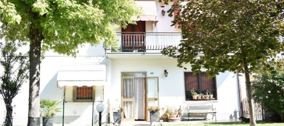 Casa de 5 habitaciónes en Cento, Italy No. 119455 18